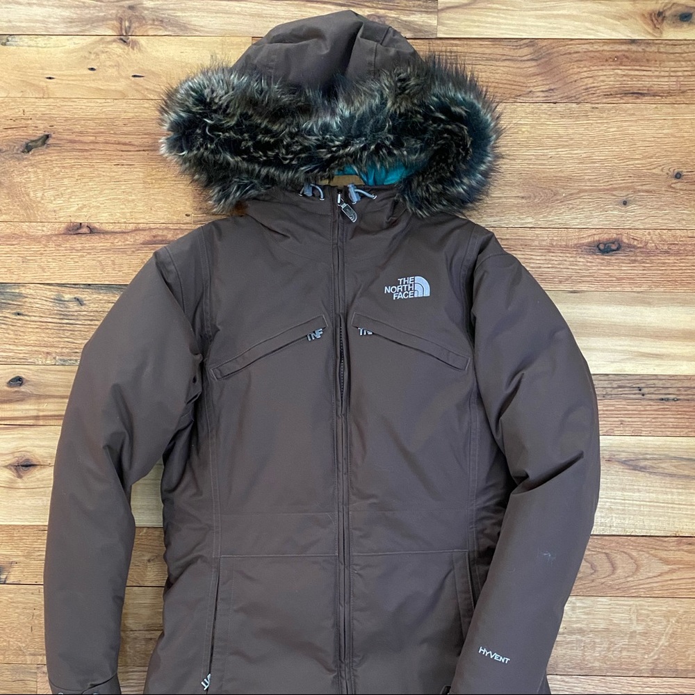 THE NORTH FACE WOMEN’S ARCTIC PARKA